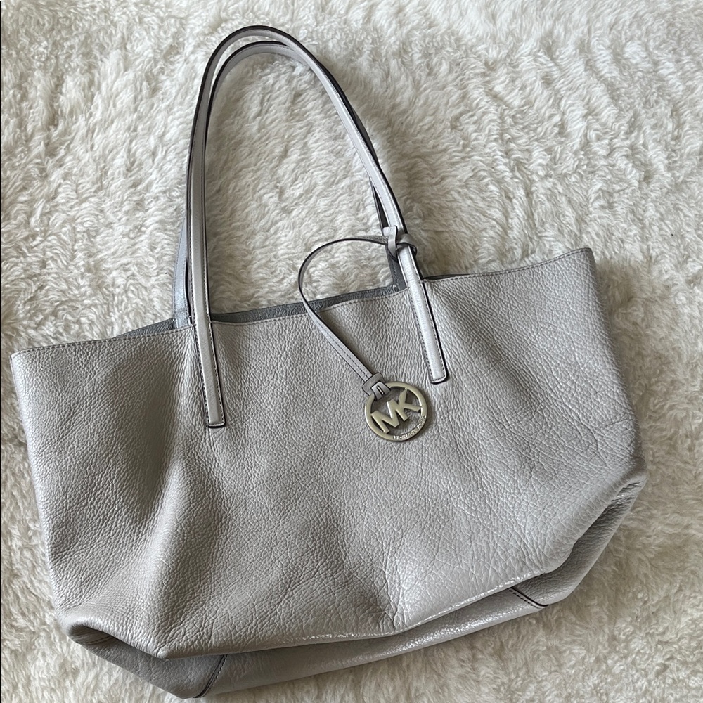 Michael Kors Izzy soft grey two tone reversible Leather Tote carryall